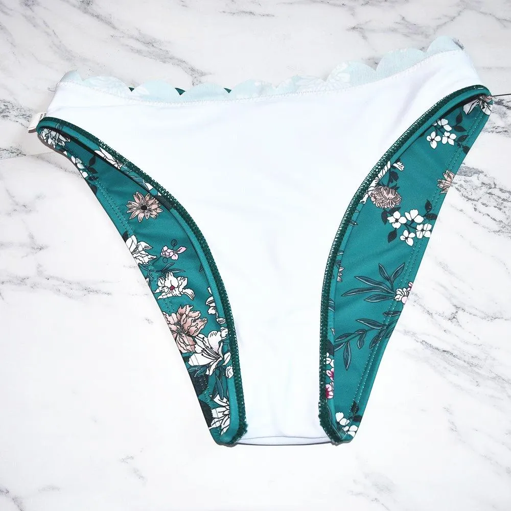Explosive ruffled bikini print swimsuit